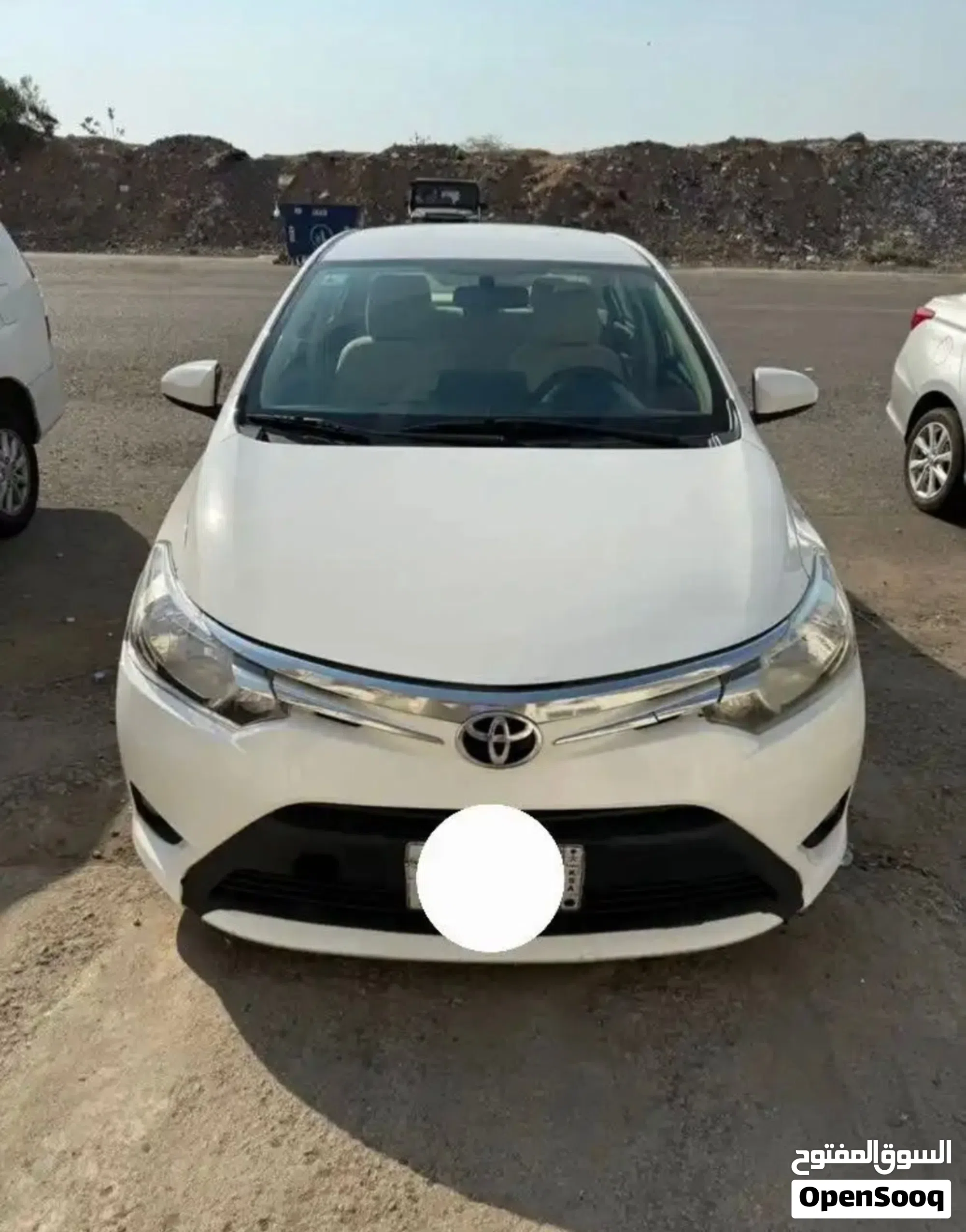 تويوتا يارس 2016 أوتوماتيك بحالة ممتازة - image 1