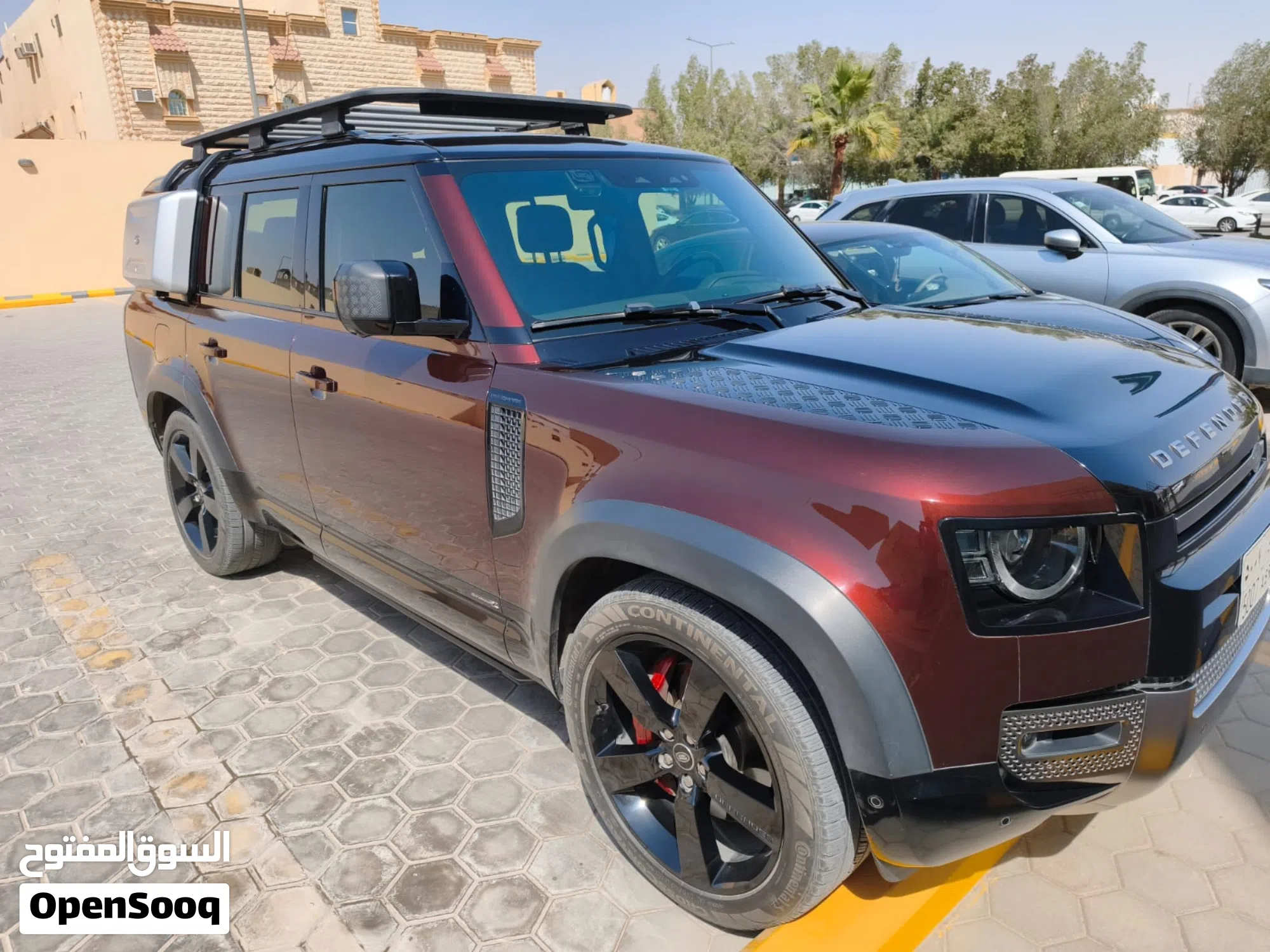 2023 Land Rover Defender 130 X-Dynamic for Sale in Riyadh - image 1