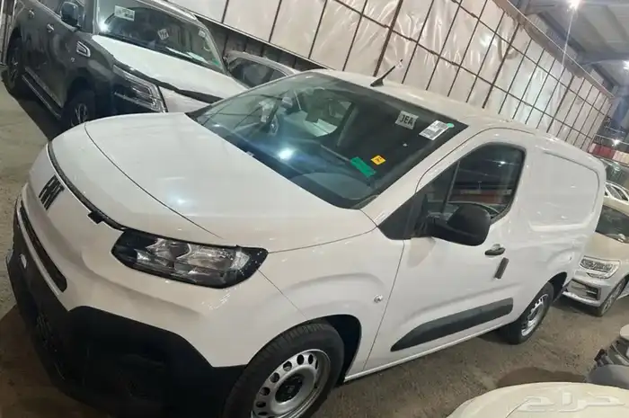 فيات فيورينو 2025 ديزل قير عادي جديدة للبيع كاش وتقسيط - image 1