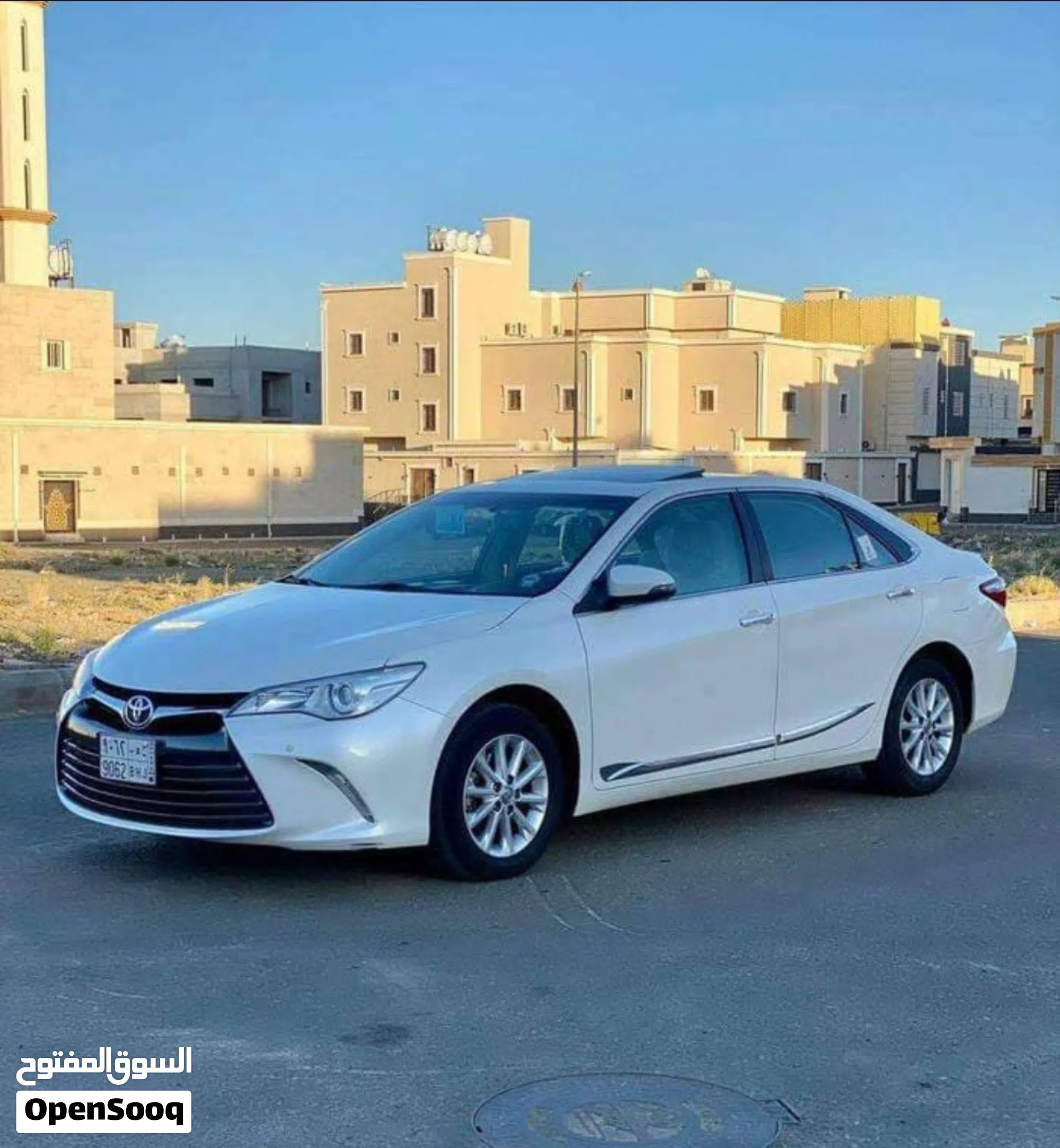 تويوتا كامري 2016 فئة Core بحالة وكالة - image 1