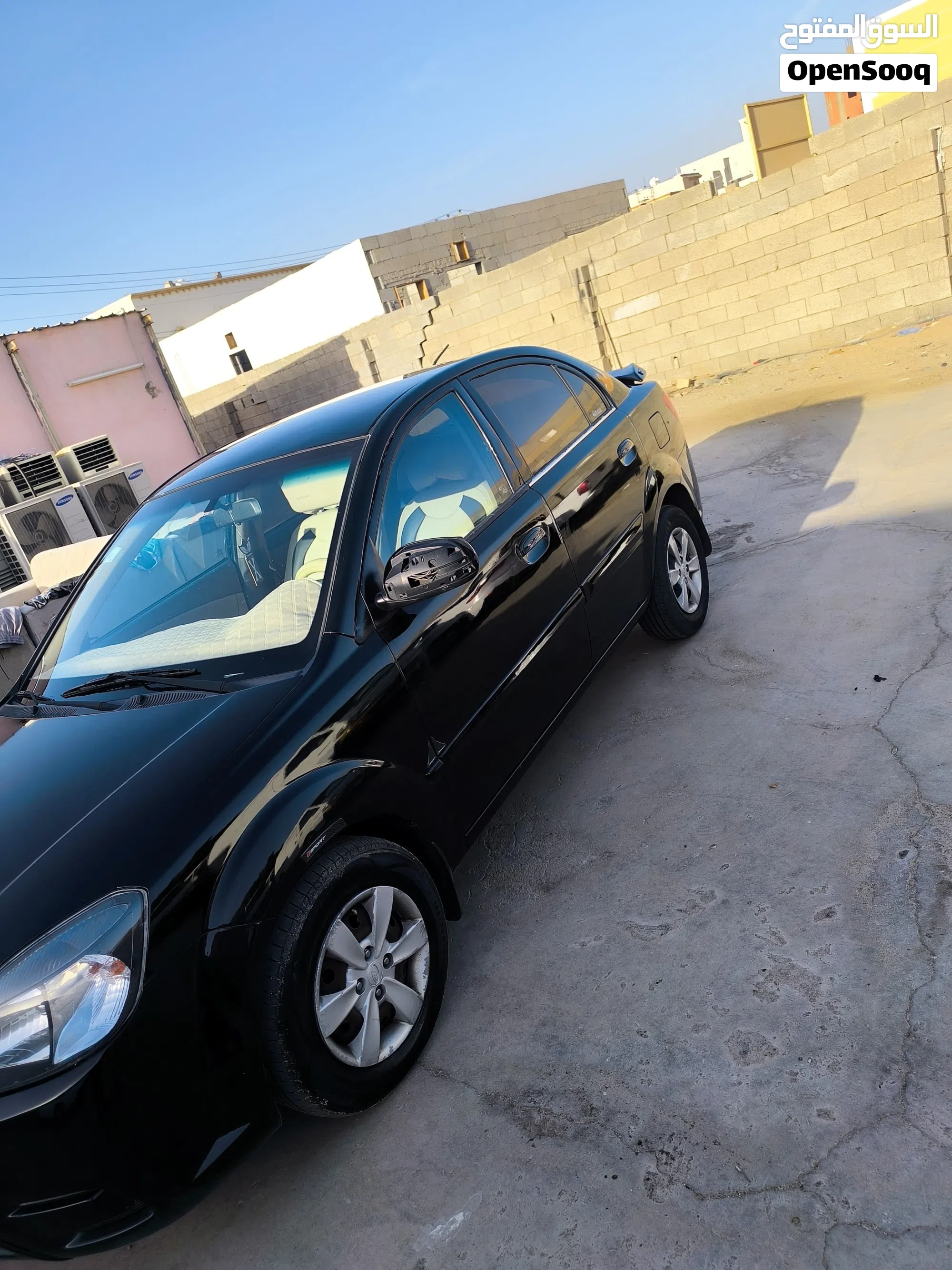 كيا ريو 2011 Standard للبيع في جدة - حالة ممتازة - image 1